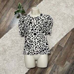 Who What Wear Size Small Leopard Print Puff Sleeves Pullover Sweatshirt